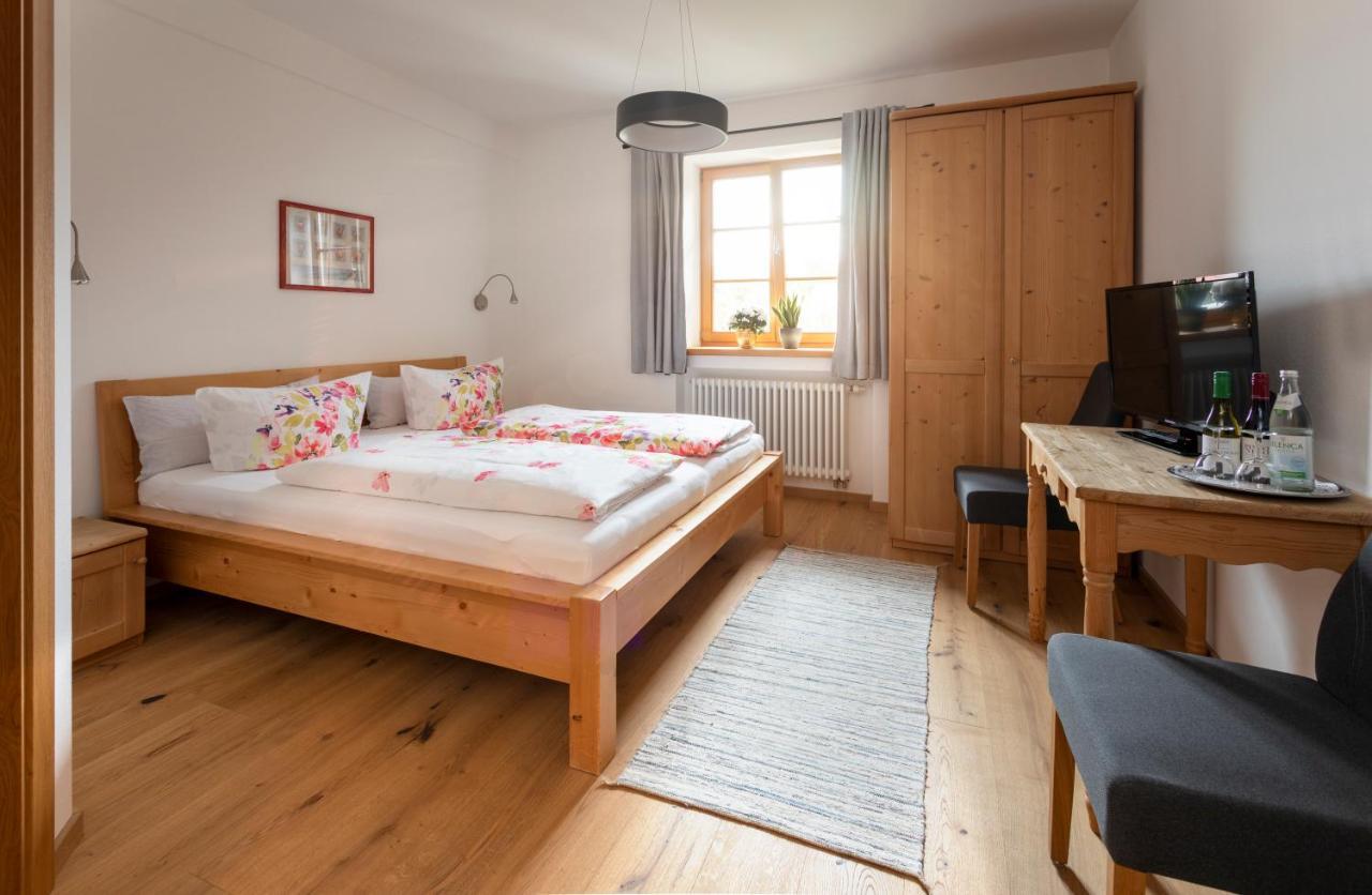 Pension Bernhardhof Otterfing Dış mekan fotoğraf
