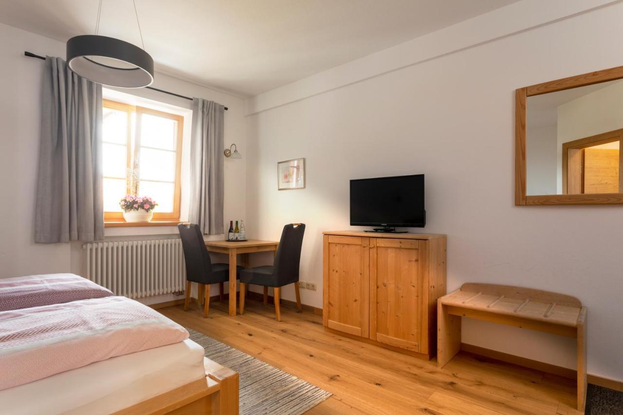 Pension Bernhardhof Otterfing Dış mekan fotoğraf