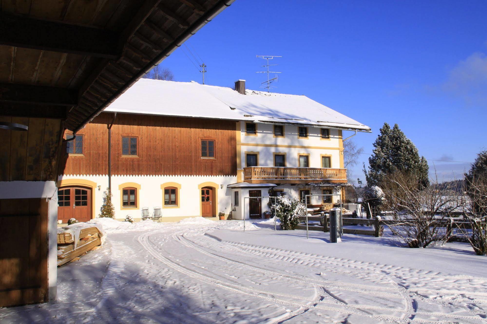 Pension Bernhardhof Otterfing Dış mekan fotoğraf